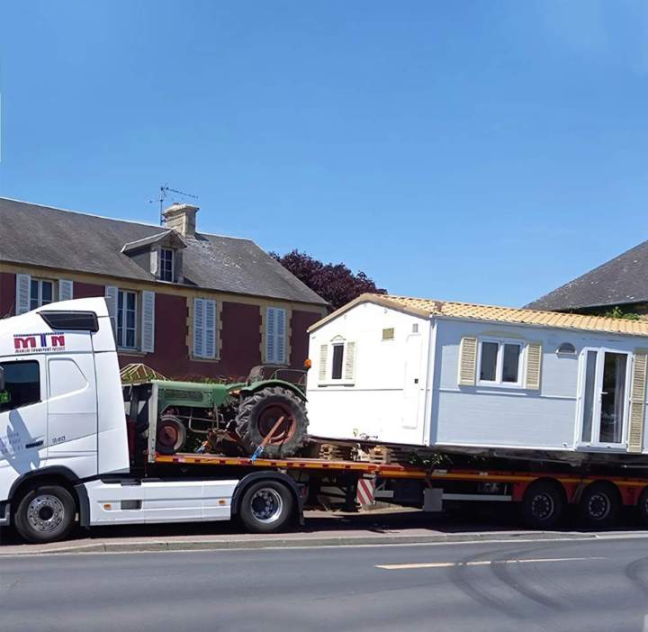 Transport efficace de mobil-homes Le Parc